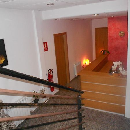 Hostal Ca La Irene Sant Vicens De Castellet ภายนอก รูปภาพ