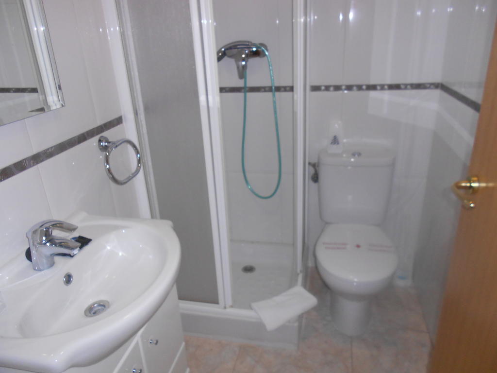 Hostal Ca La Irene Sant Vicens De Castellet ห้อง รูปภาพ