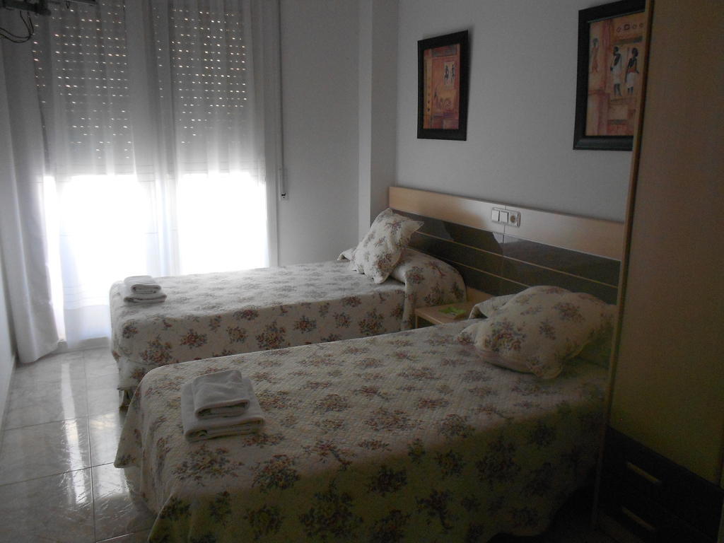 Hostal Ca La Irene Sant Vicens De Castellet ห้อง รูปภาพ